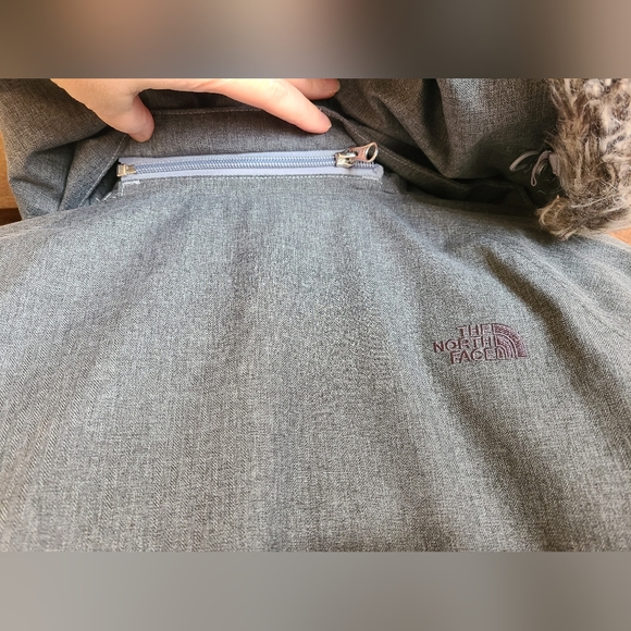 The North Face long winter coat with hood - Picture 8 of 16